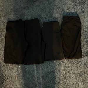4 pairs of black leggings